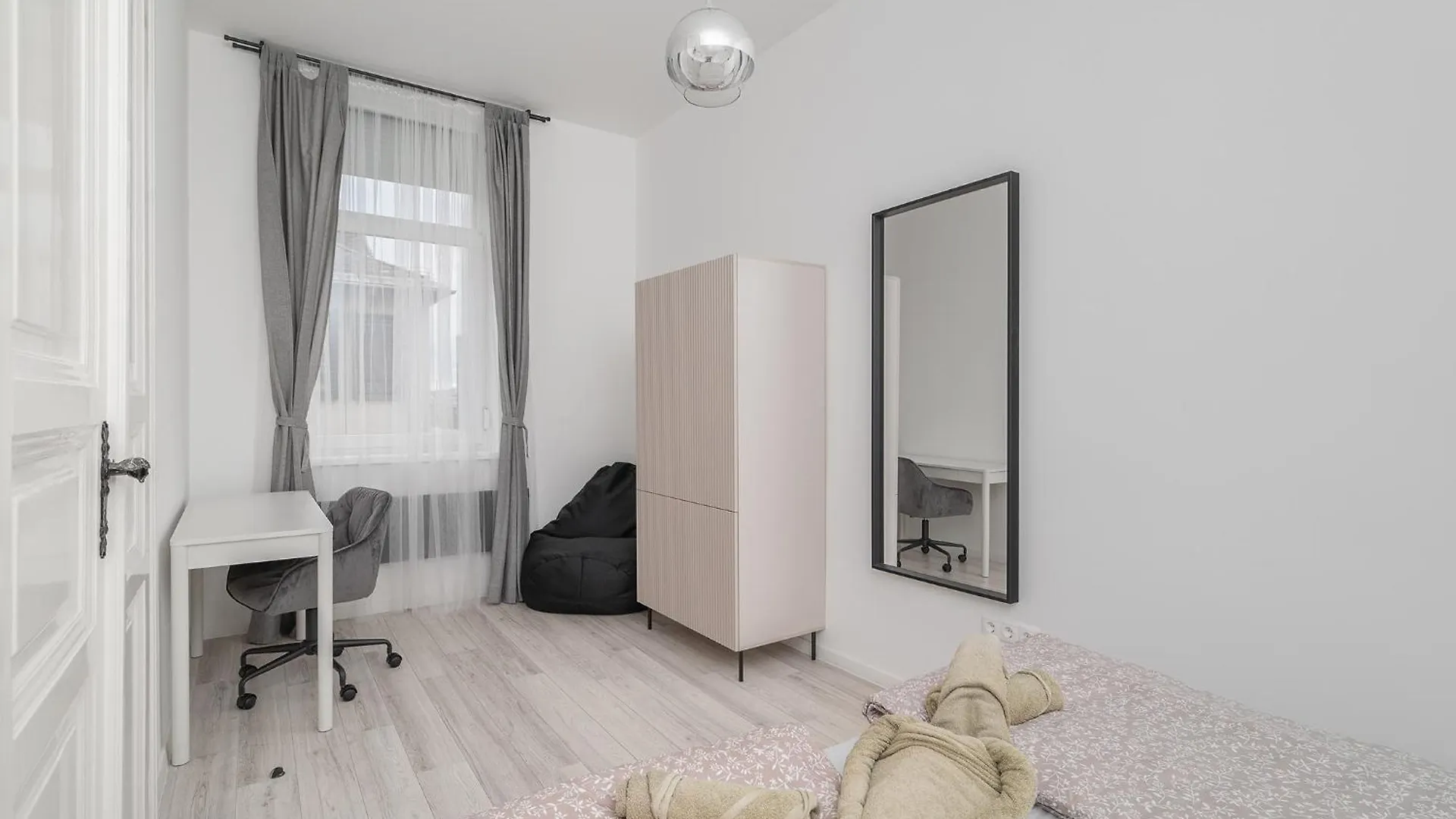 Budapest City Park Apartment